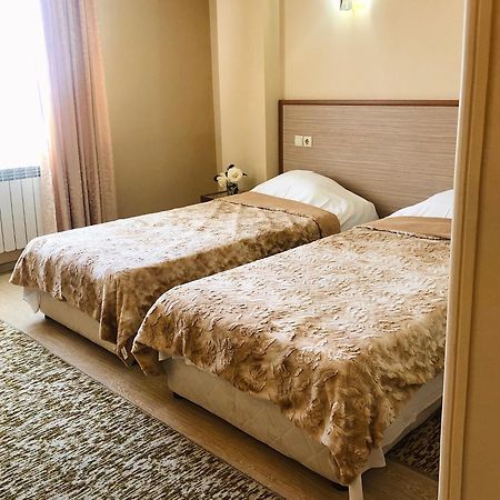 Elena Hotel Petrich  Ngoại thất bức ảnh